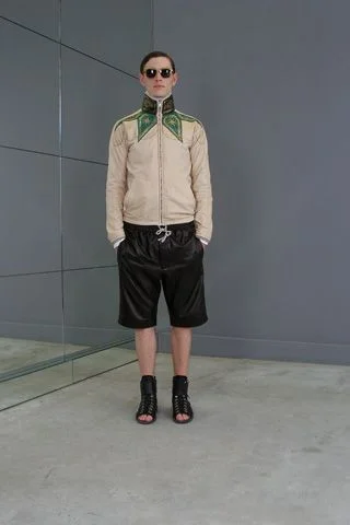 Look 3